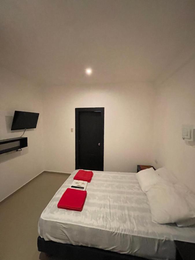 Kiwi Suites Hostel Montanita Luaran gambar