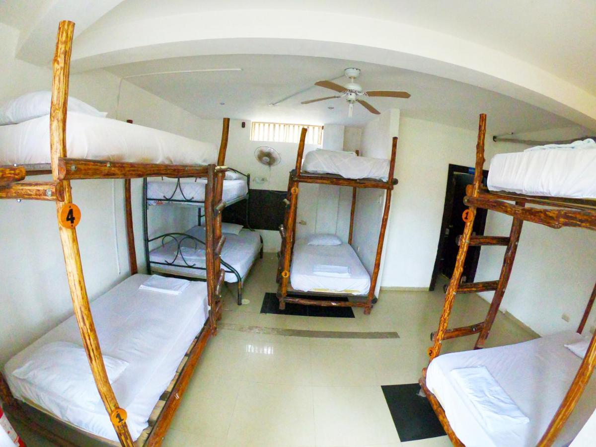 Kiwi Suites Hostel Montanita Luaran gambar