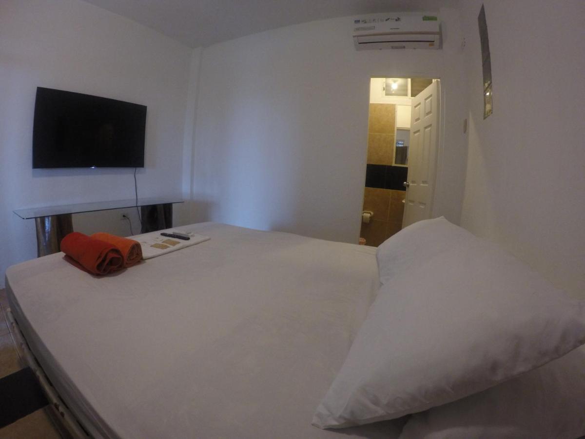 Kiwi Suites Hostel Montanita Luaran gambar