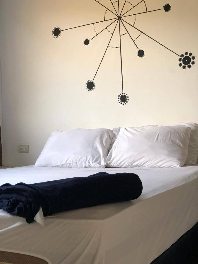 Kiwi Suites Hostel Montanita Luaran gambar